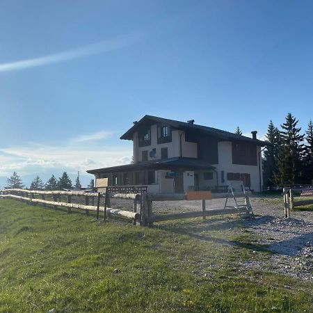Rifugio Garibaldi ليدرو المظهر الخارجي الصورة
