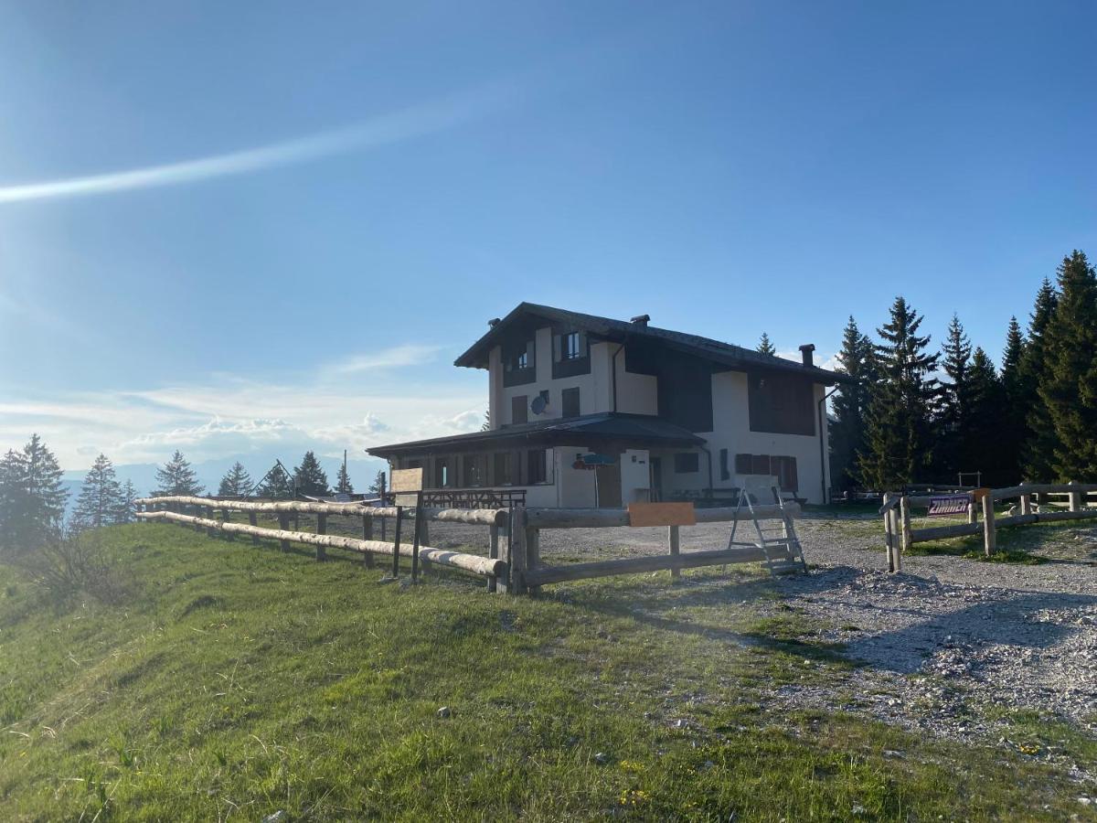 Rifugio Garibaldi ليدرو المظهر الخارجي الصورة